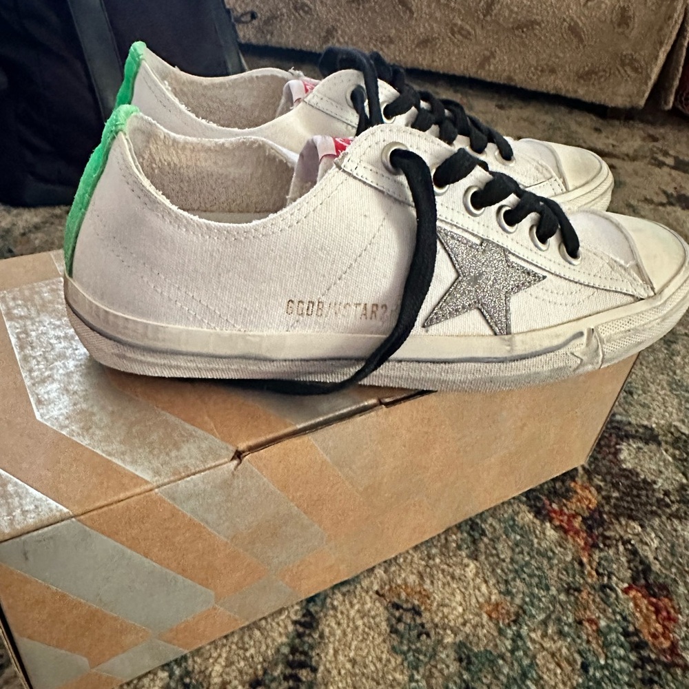 BNIB Golden Goose Vstar2 Sz 39